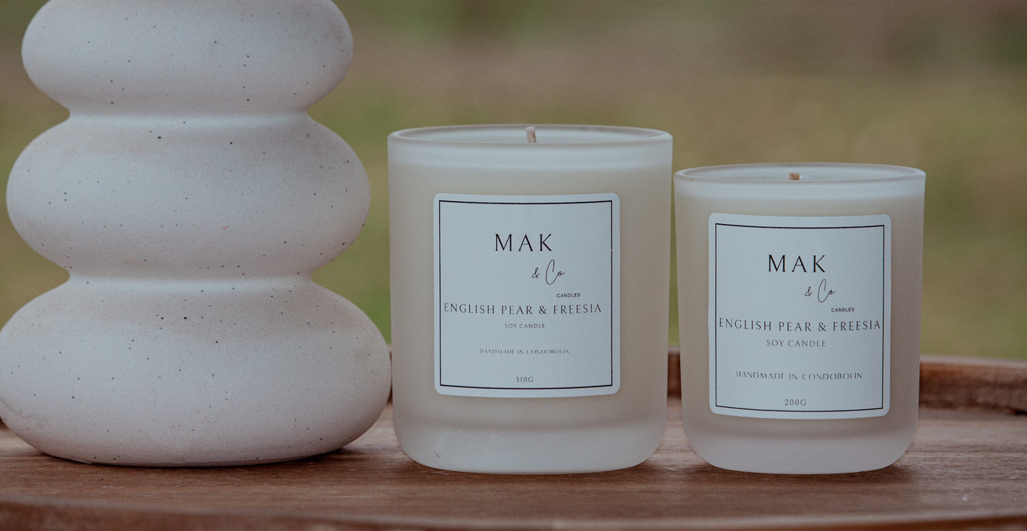 English pear and freesia